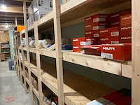 Inhoud magazijn - afbeelding 38 van  67