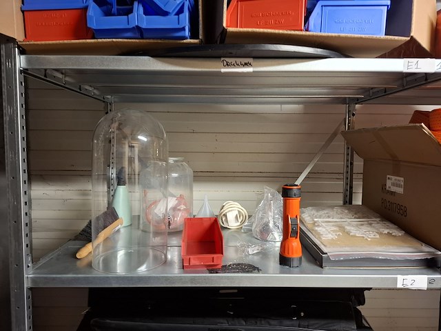 Inhoud magazijn - afbeelding 10 van  51