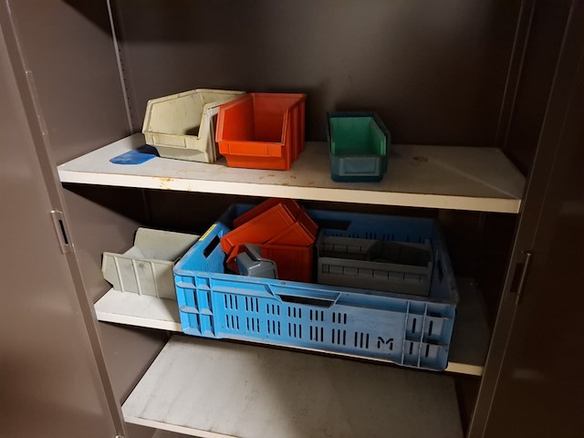 Inhoud magazijn - afbeelding 21 van  51