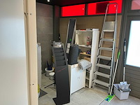 Inhoud magazijnruimte - afbeelding 1 van  8