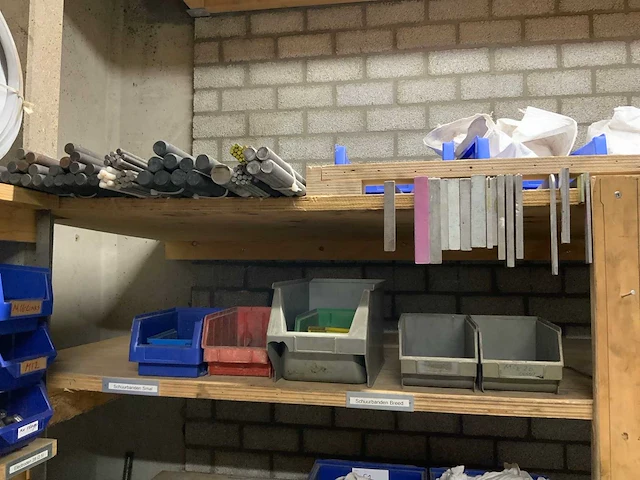 Inhoud magazijnruimte - afbeelding 21 van  36