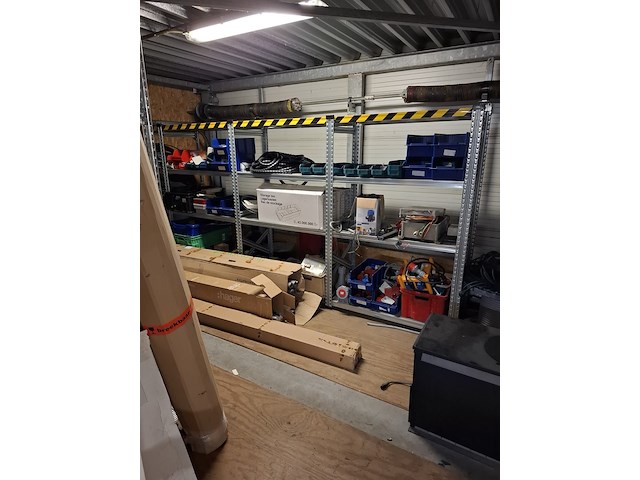 Inhoud onderdelen magazijn - afbeelding 1 van  56