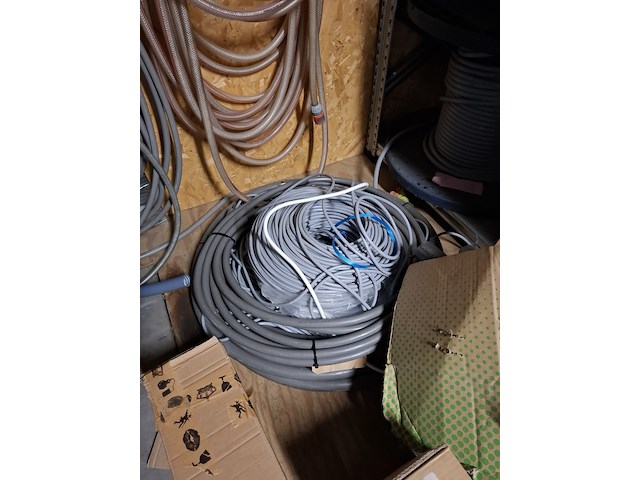 Inhoud onderdelen magazijn - afbeelding 24 van  56