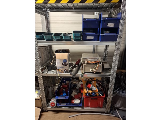 Inhoud onderdelen magazijn - afbeelding 41 van  56