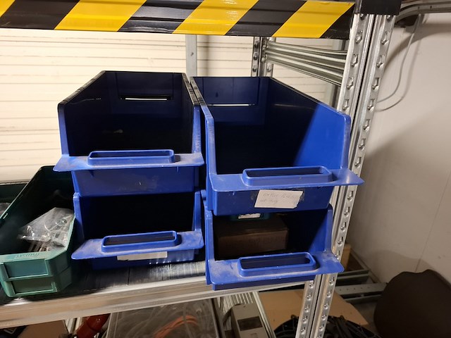 Inhoud onderdelen magazijn - afbeelding 49 van  56