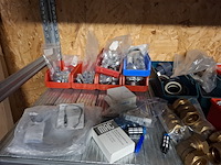 Inhoud onderdelen magazijn - afbeelding 53 van  56