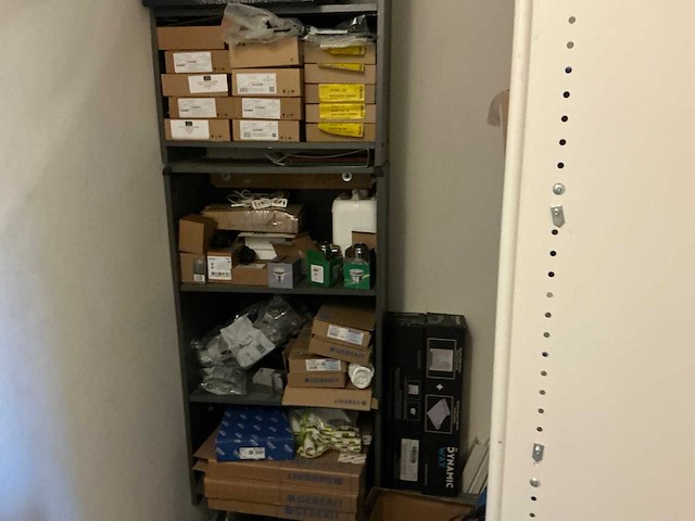Inhoud opbergkast - afbeelding 6 van  12