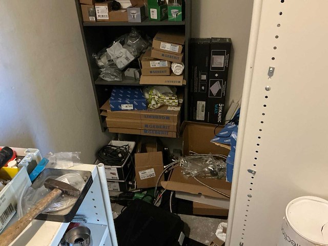 Inhoud opbergkast - afbeelding 7 van  12