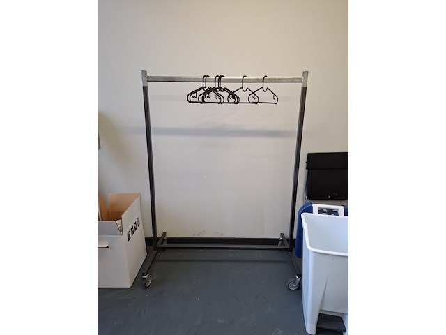 Inhoud opslagruimte - afbeelding 15 van  21