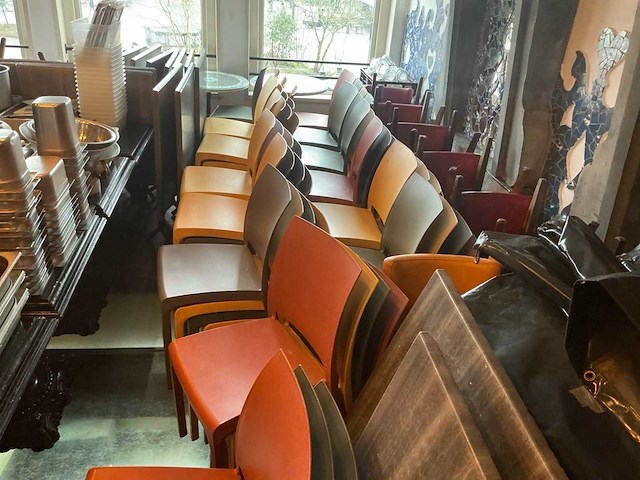 Inhoud restaurant gedeelte (1e etage) - afbeelding 20 van  30