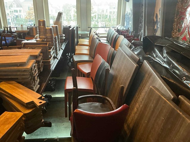 Inhoud restaurant gedeelte (1e etage) - afbeelding 24 van  30
