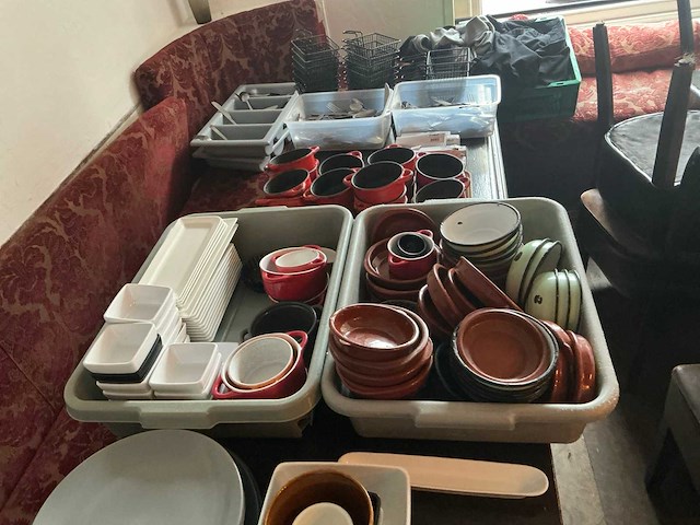 Inhoud restaurant gedeelte (1e etage) - afbeelding 30 van  30