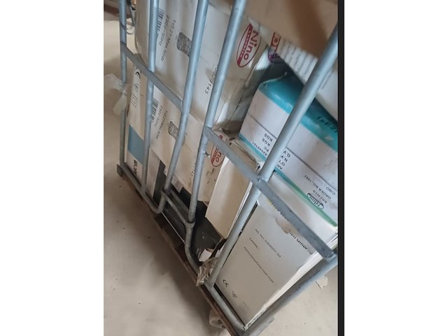 Inhoud rolcontainer ex rol - afbeelding 3 van  11