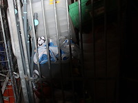 Inhoud rolcontainer - afbeelding 2 van  11