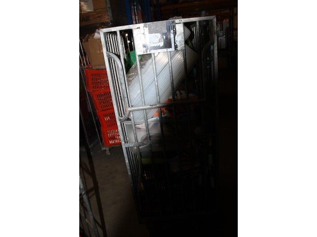 Inhoud rolcontainer - afbeelding 11 van  11