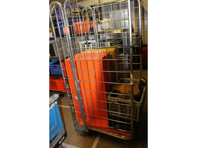 Inhoud rolcontainer - afbeelding 11 van  11