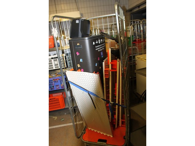 Inhoud rolcontainer - afbeelding 1 van  11