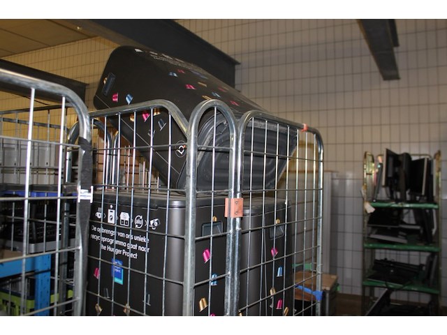 Inhoud rolcontainer - afbeelding 4 van  7