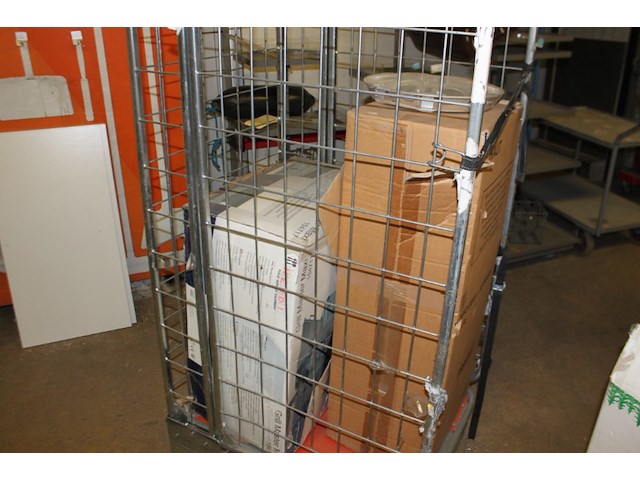 Inhoud rolcontainer - afbeelding 2 van  11