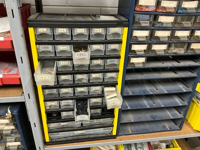 Inhoud ruimte elektrotechniek - afbeelding 4 van  45