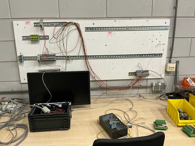 Inhoud ruimte elektrotechniek - afbeelding 35 van  45