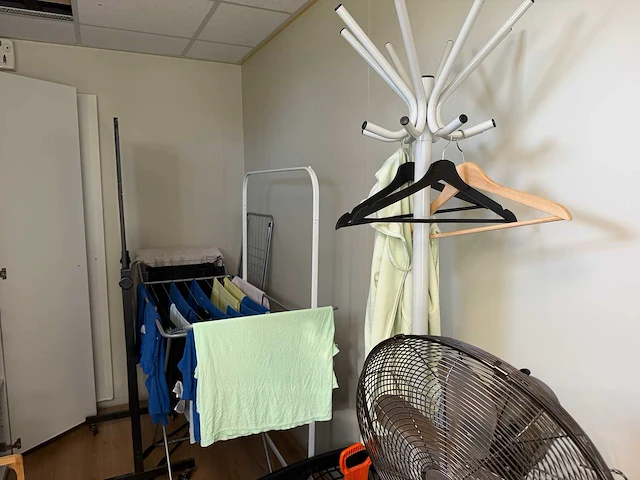 Inhoud ruimte horeca benodigdheden - afbeelding 6 van  13