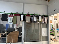 Inhoud ruimte naai atelier - afbeelding 6 van  14