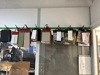 Inhoud ruimte naai atelier - afbeelding 9 van  14