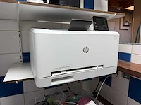 Inhoud ruimte w.o. printer, scherm, kantoorartikelen - afbeelding 6 van  12