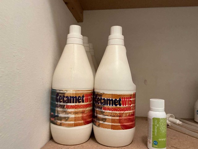 Inhoud schoonmaak ruimte - afbeelding 4 van  8