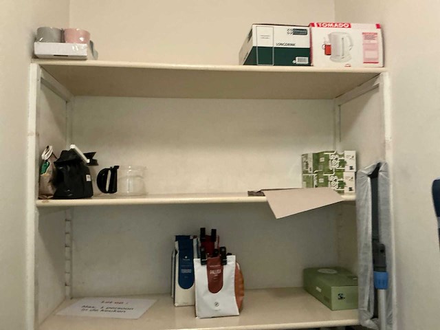 Inhoud schoonmaak ruimte - afbeelding 2 van  6