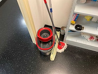 Inhoud schoonmaakkast - afbeelding 5 van  7