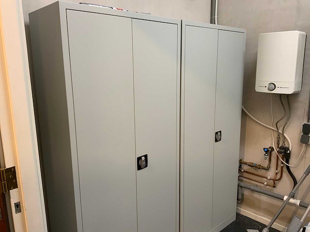 Inhoud schoonmaakruimte - afbeelding 2 van  8