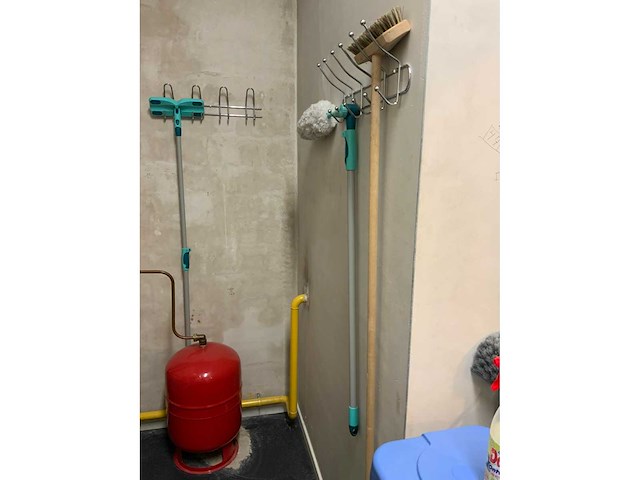 Inhoud schoonmaakruimte - afbeelding 8 van  8