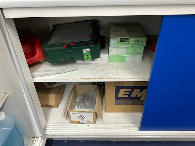 Inhoud schuifkast, 2x kantoorkast met inhoud. - afbeelding 4 van  27