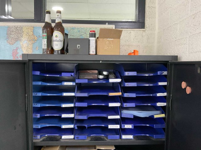 Inhoud schuifkast, 2x kantoorkast met inhoud. - afbeelding 10 van  27