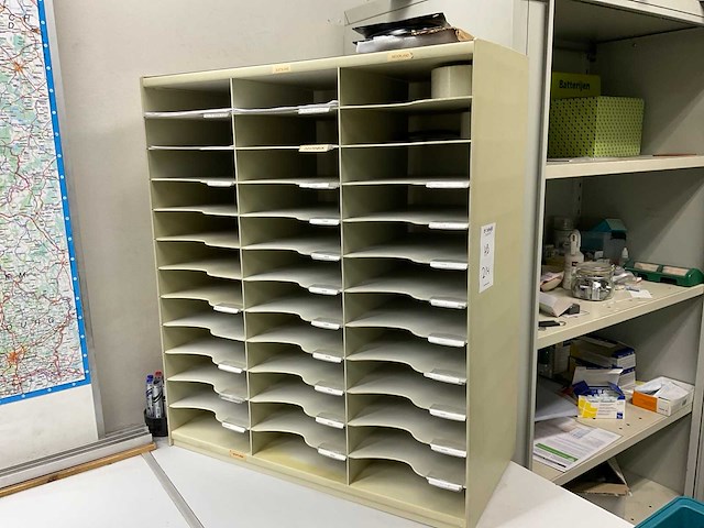 Inhoud schuifkast, 2x kantoorkast met inhoud. - afbeelding 14 van  27