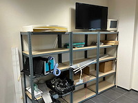 Inhoud serverruimte - afbeelding 6 van  12