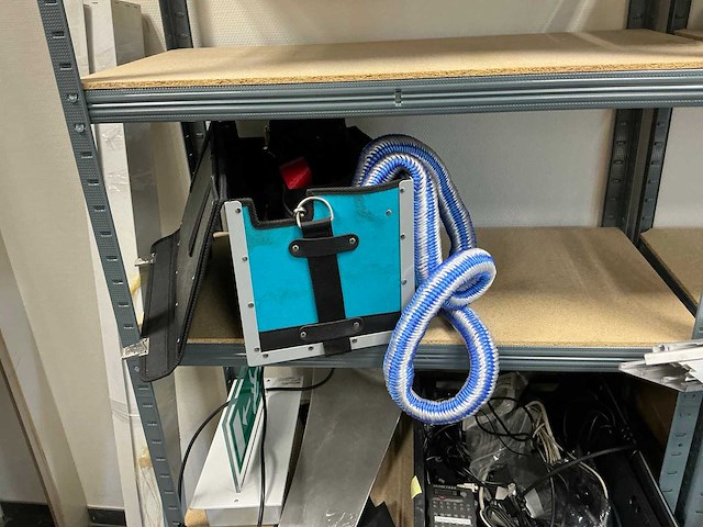 Inhoud serverruimte - afbeelding 9 van  12