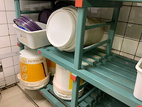 Inhoud stelling - diverse bakkerij toebehoren - afbeelding 2 van  8