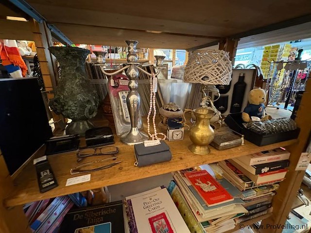 Inhoud stelling - diversen - o.a. boeken - afbeelding 3 van  4