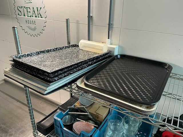 Inhoud stelling keukenbenodigdheden - afbeelding 4 van  4