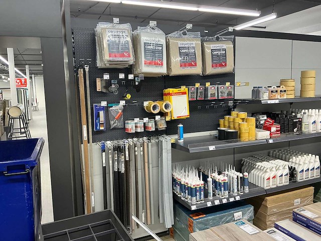 Inhoud stelling reiniging en montage accessoires - afbeelding 1 van  10