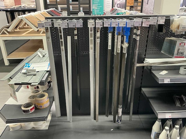 Inhoud stelling reiniging en montage accessoires - afbeelding 4 van  7