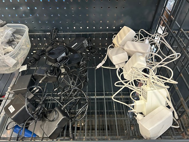Inhoud stelling w.o. elektronica w.o. nokia, huawei - afbeelding 10 van  13