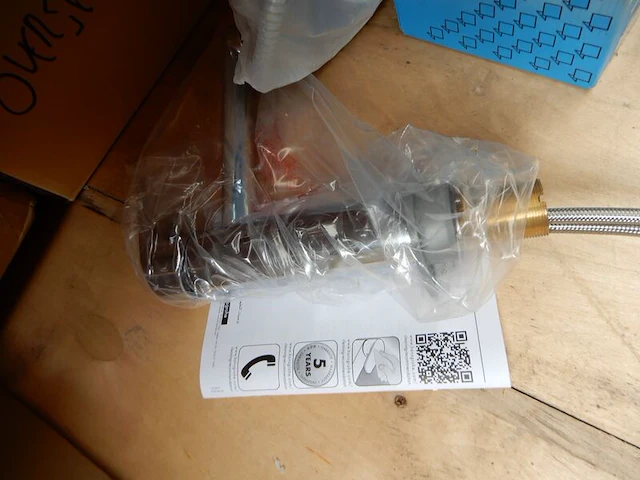 Inhoud stellingvak divers elektra en sanitair - afbeelding 8 van  14