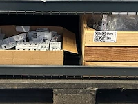 Inhoud stellingvak w.o. installatieautomaten w.o. abb, eti