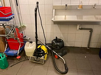 Inhoud toiletruimte - afbeelding 2 van  9