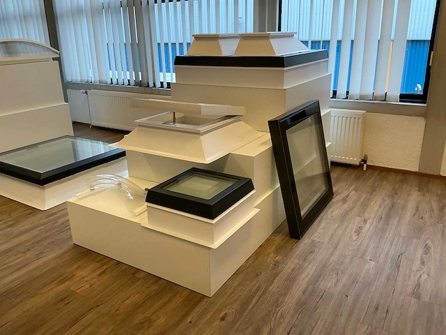 Inhoud toonzaal - afbeelding 9 van  13