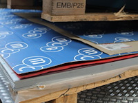 Inhoud van draagarmstelling 355 w.o. traanplaten, 15x aluminium platen 4mm, alu geperforeerd, etc. - afbeelding 4 van  9
